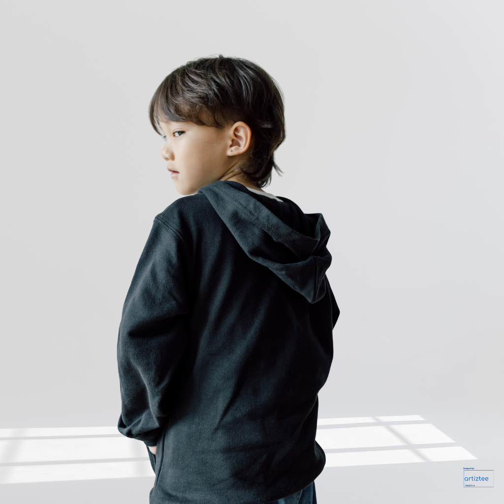 Kid Hoodie Pullover - Unisex | Black Model | NHH1100B | Artiztee