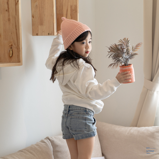 Kid Hoodie Pullover - Unisex | White Model | NHH1100B | Artiztee
