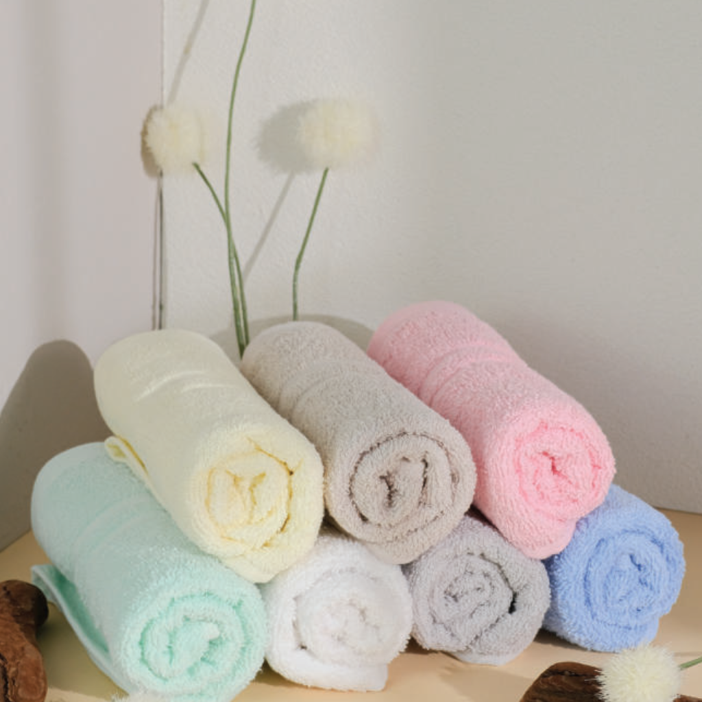 NHT1100 hand towel soft touch 80gsm Artiztee